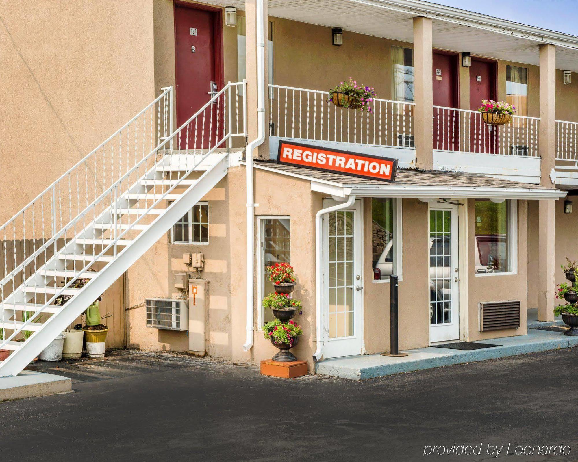 Econo Lodge Franklin Exterior photo